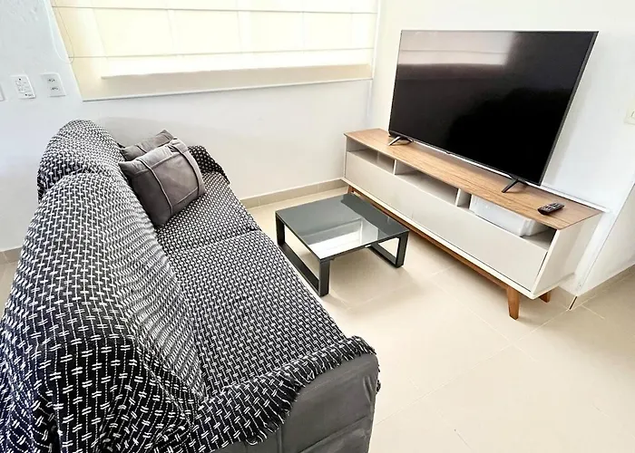 Casa Com Piscina E Ar-Condicionado