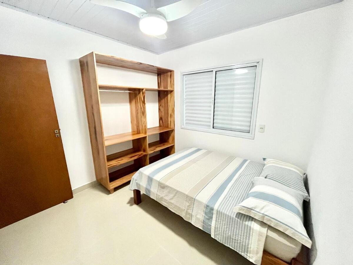 Casa Com Piscina E Ar-condicionado